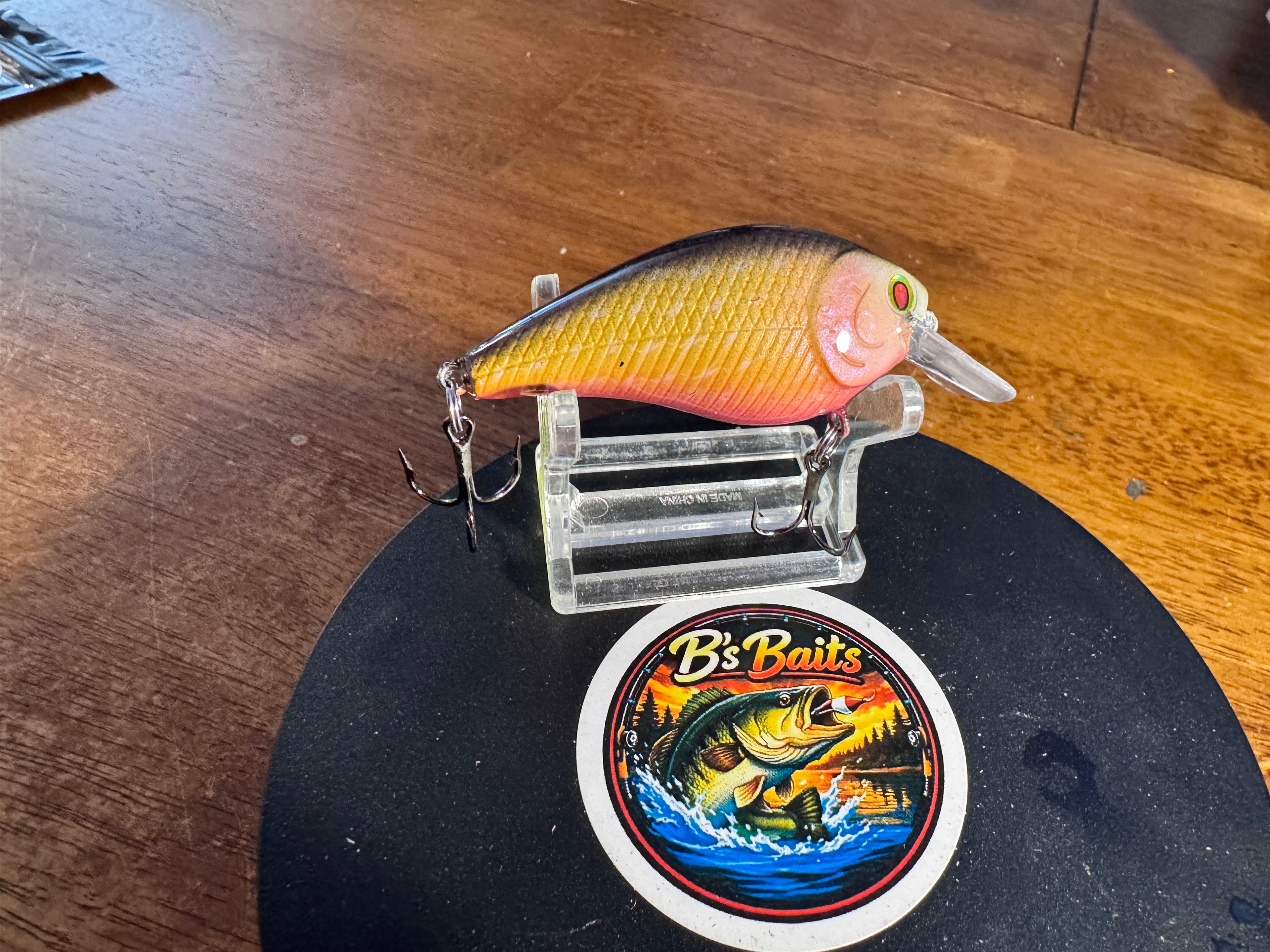 Custom painted 1.5 square bill